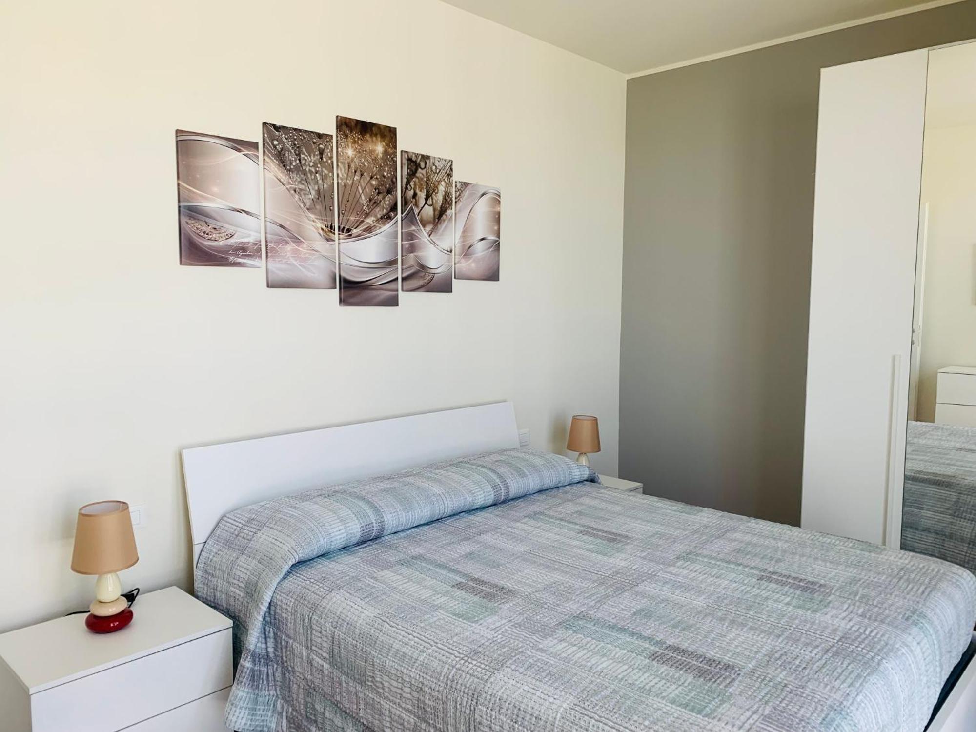 Apartamento Deny & Carol'S House Somma Lombardo Exterior foto